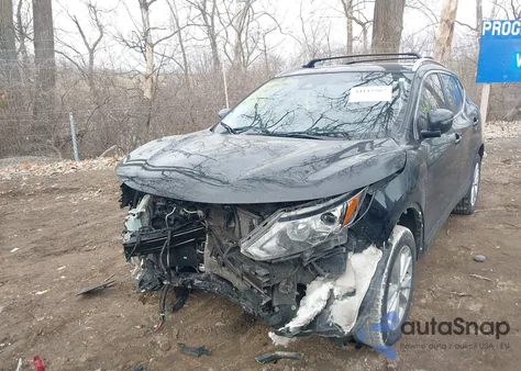 2019 Nissan Rogue Sport Sv z USA, uszkodzony, nr VIN JN1BJ1CR6KW319105